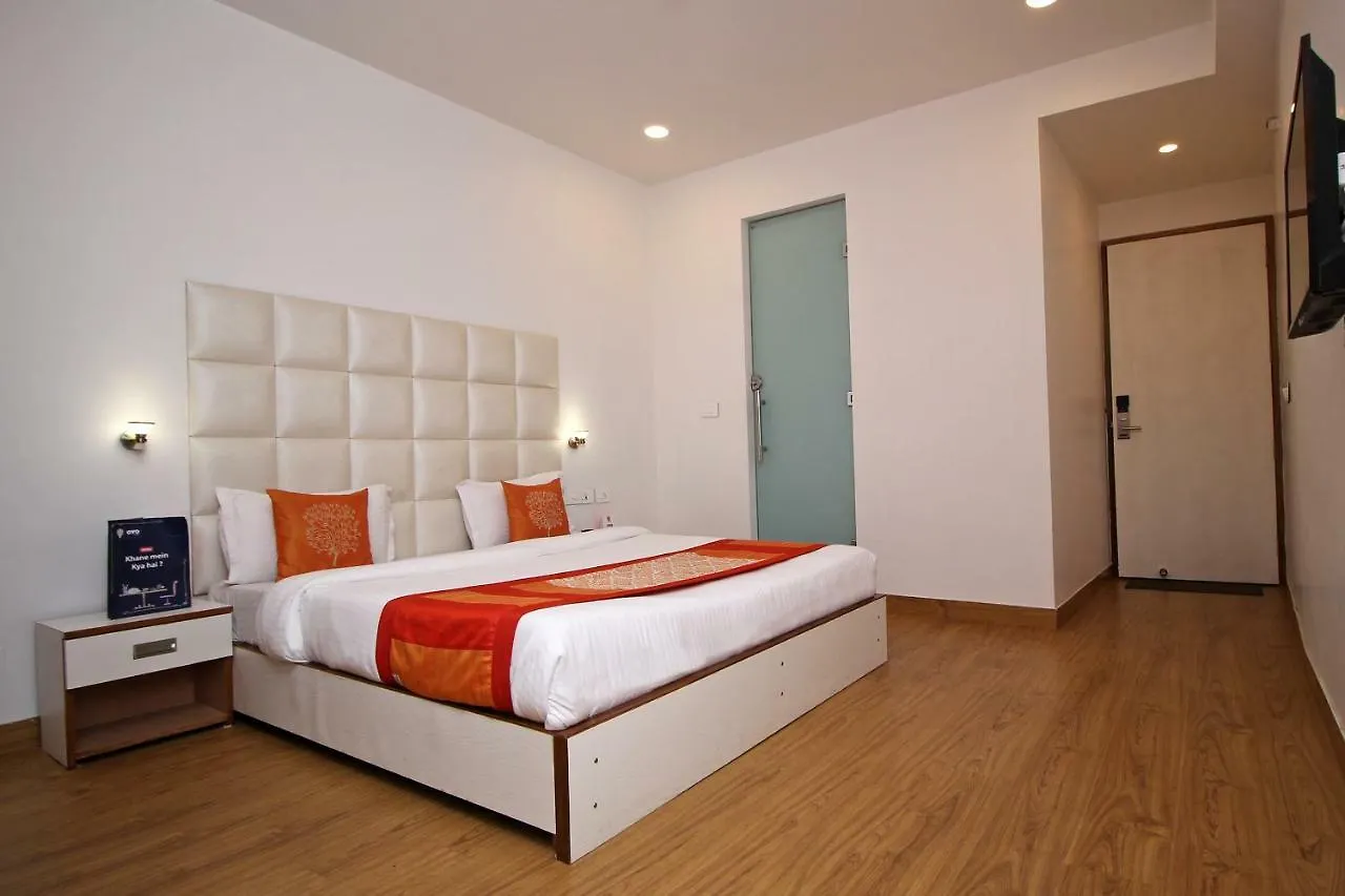 Capital O 18777 Chanson Hotels Delhi